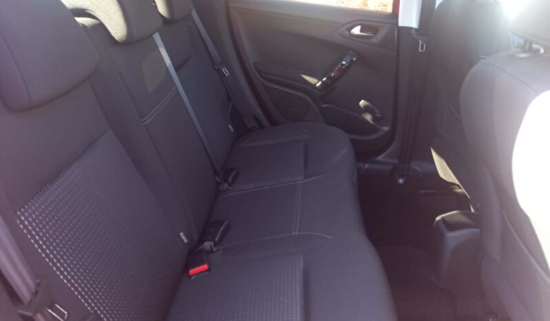 208 PEUGEOT 208 1.2 (66) full